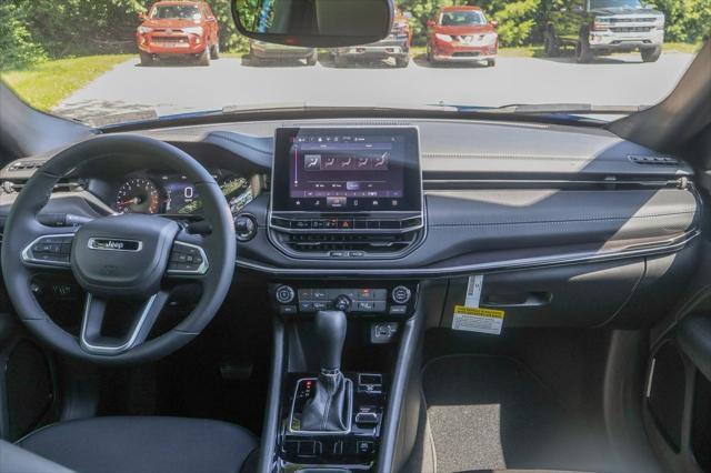 new 2025 Jeep Compass car, priced at $29,000