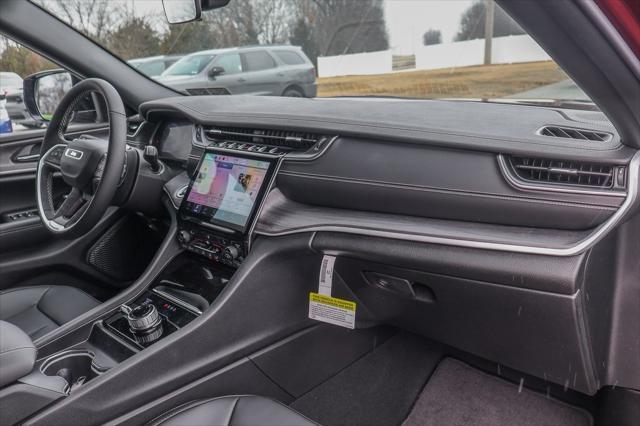 new 2025 Jeep Grand Cherokee car, priced at $45,868