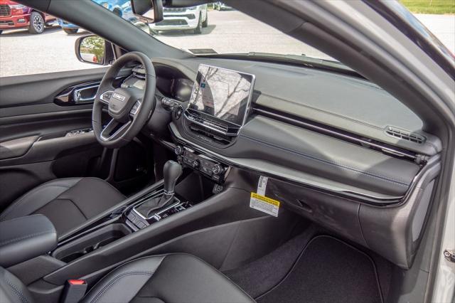 new 2025 Jeep Compass car, priced at $34,726