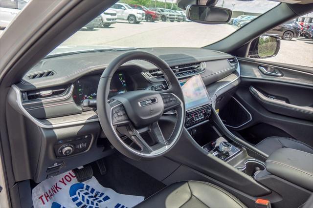 new 2024 Jeep Grand Cherokee car, priced at $47,499