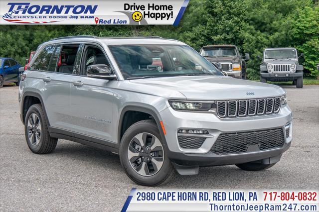 new 2024 Jeep Grand Cherokee car, priced at $47,499