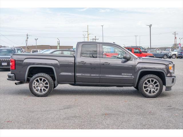 used 2015 GMC Sierra 1500 car, priced at $24,977