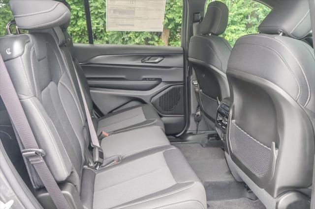 new 2025 Jeep Grand Cherokee L car, priced at $40,495