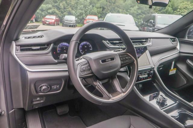 new 2025 Jeep Grand Cherokee L car, priced at $40,495
