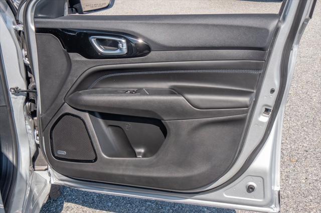 new 2025 Jeep Compass car, priced at $34,503