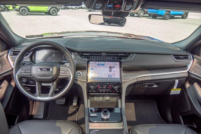 new 2025 Jeep Grand Cherokee L car, priced at $50,535
