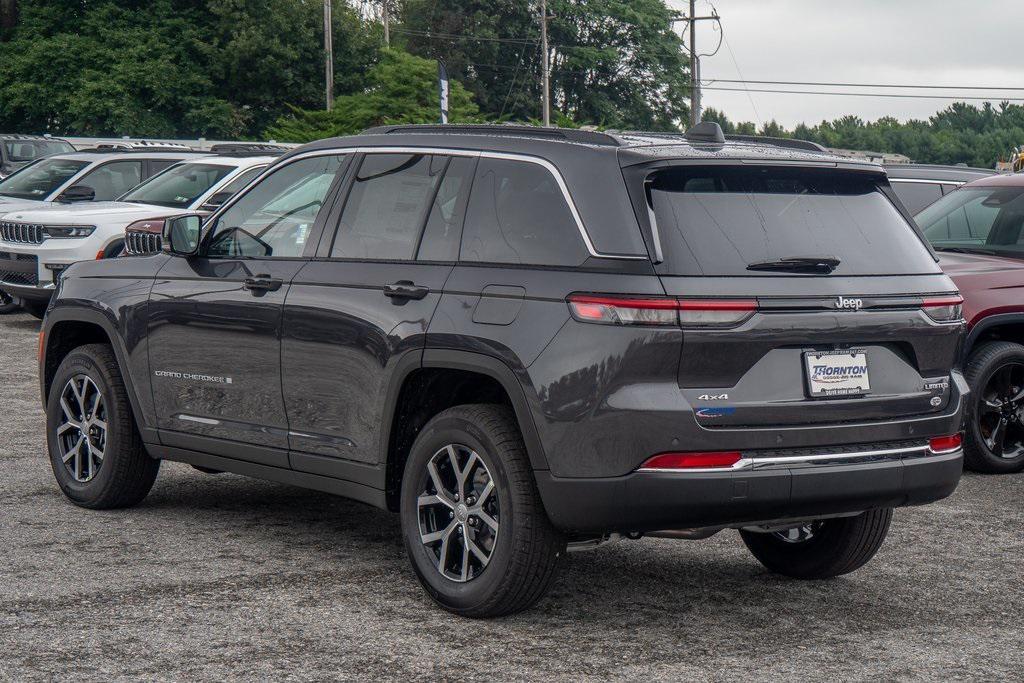 new 2025 Jeep Grand Cherokee car, priced at $45,528