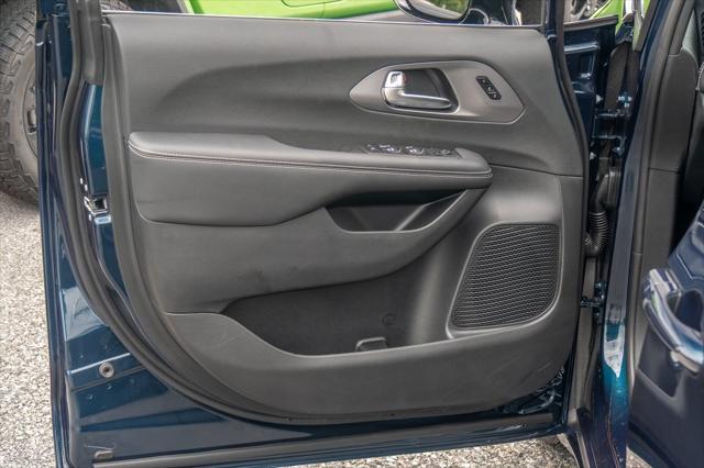 new 2025 Chrysler Pacifica car, priced at $42,495