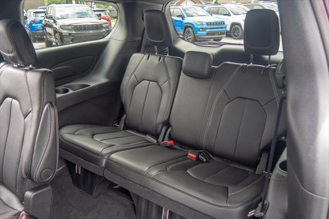 new 2025 Chrysler Pacifica car, priced at $42,495