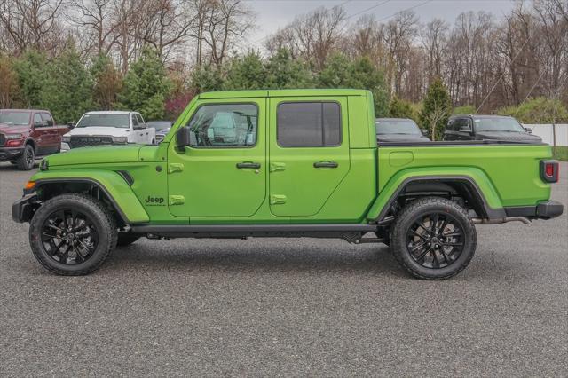 new 2025 Jeep Gladiator car, priced at $43,055