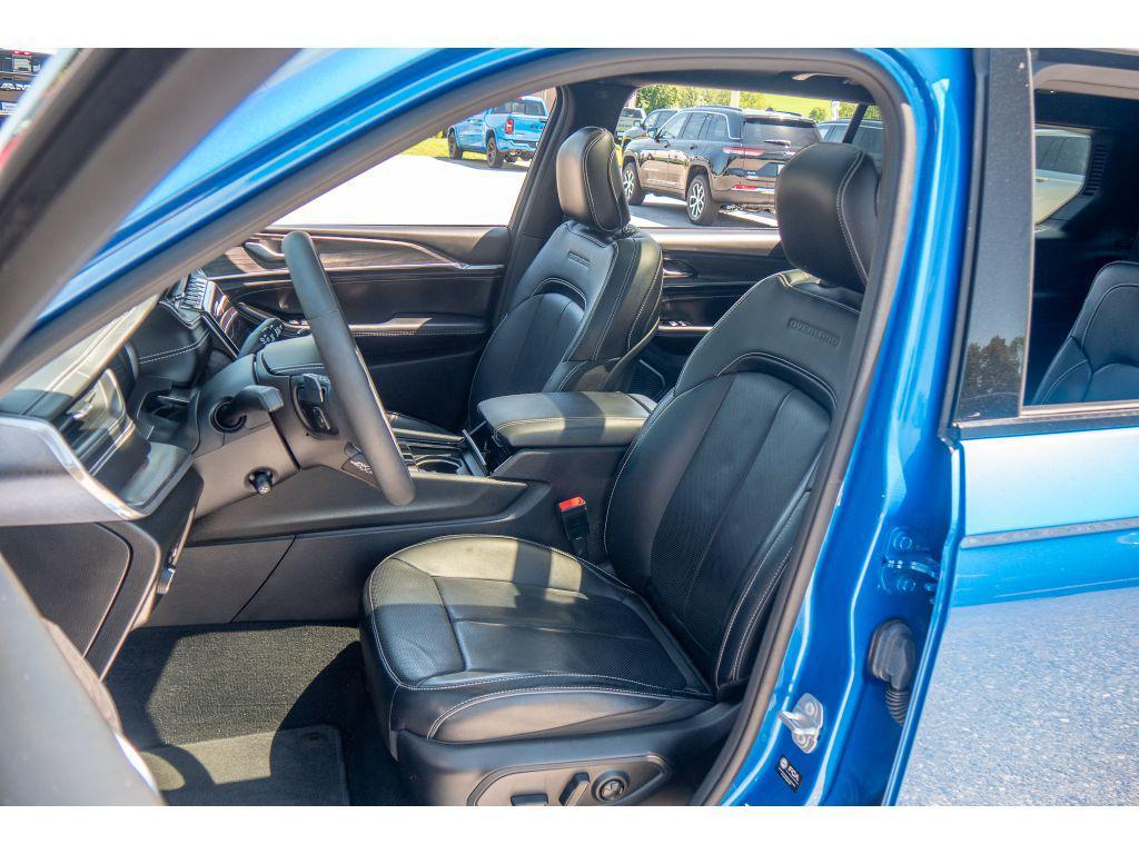 used 2023 Jeep Grand Cherokee L car, priced at $40,999