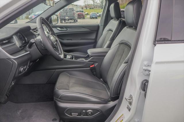 new 2025 Jeep Grand Cherokee L car, priced at $46,132