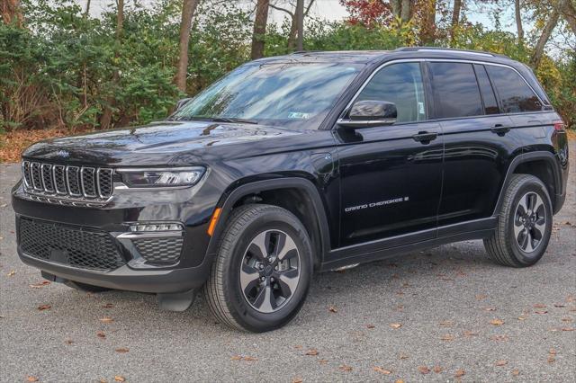 new 2024 Jeep Grand Cherokee car, priced at $44,499