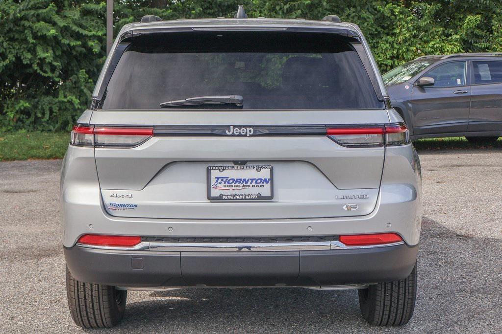new 2025 Jeep Grand Cherokee car, priced at $45,528