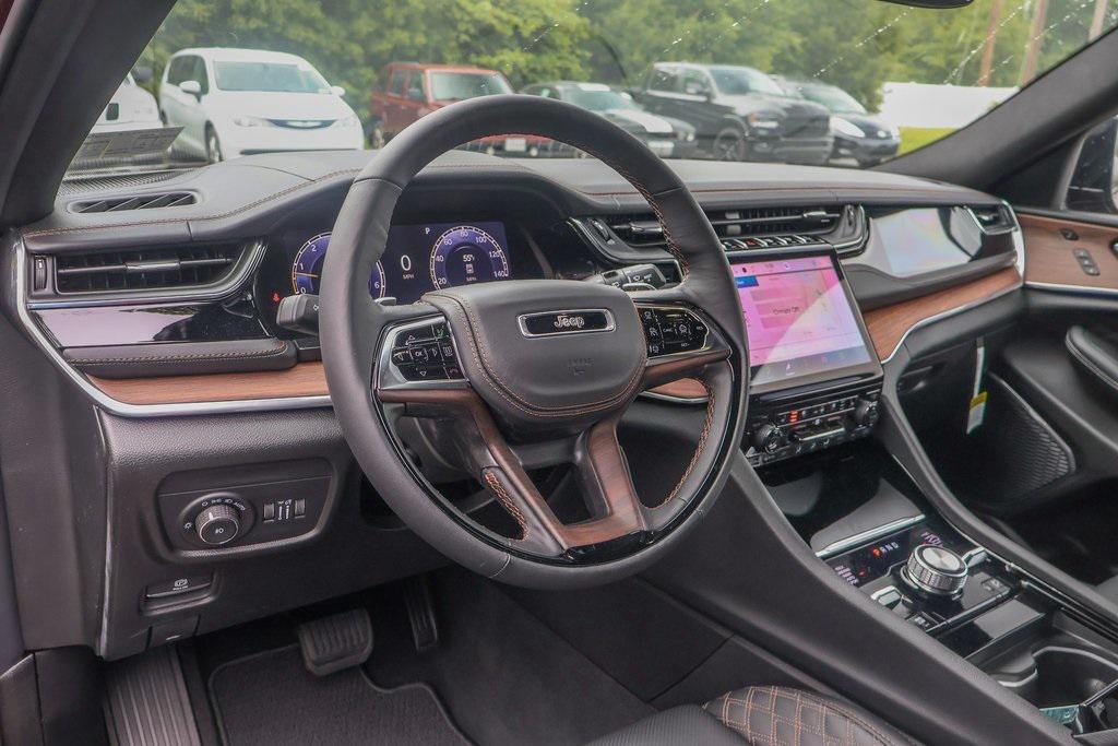 new 2025 Jeep Grand Cherokee L car, priced at $60,399