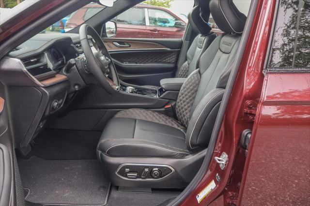 new 2025 Jeep Grand Cherokee L car, priced at $62,553