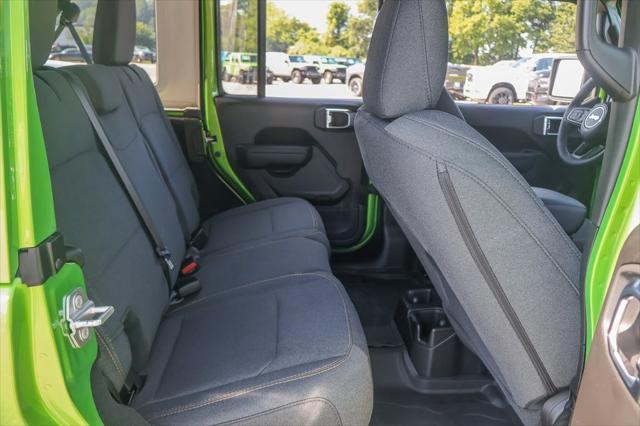 new 2025 Jeep Wrangler car, priced at $46,880