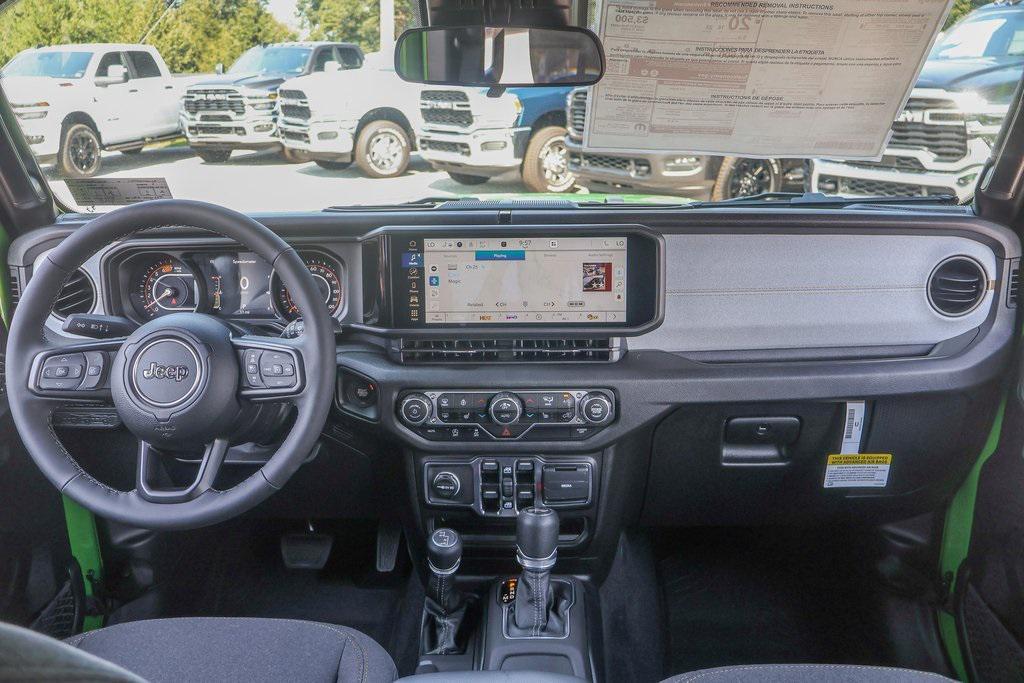 new 2025 Jeep Wrangler car, priced at $46,880