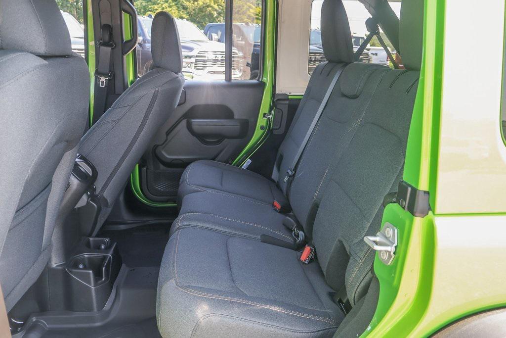 new 2025 Jeep Wrangler car, priced at $46,880
