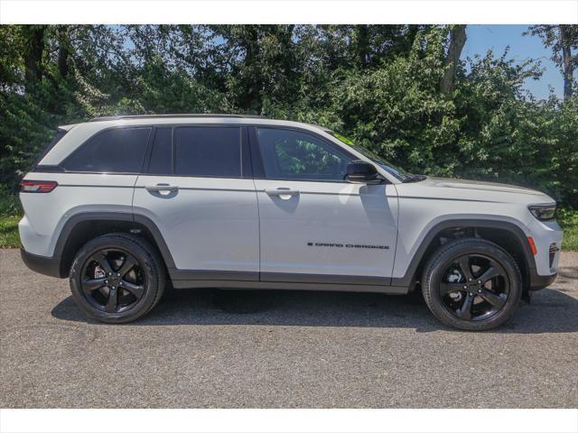 used 2023 Jeep Grand Cherokee car, priced at $37,955