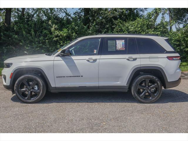 used 2023 Jeep Grand Cherokee car, priced at $37,955