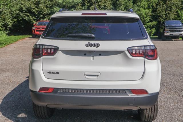 new 2025 Jeep Compass car, priced at $28,499