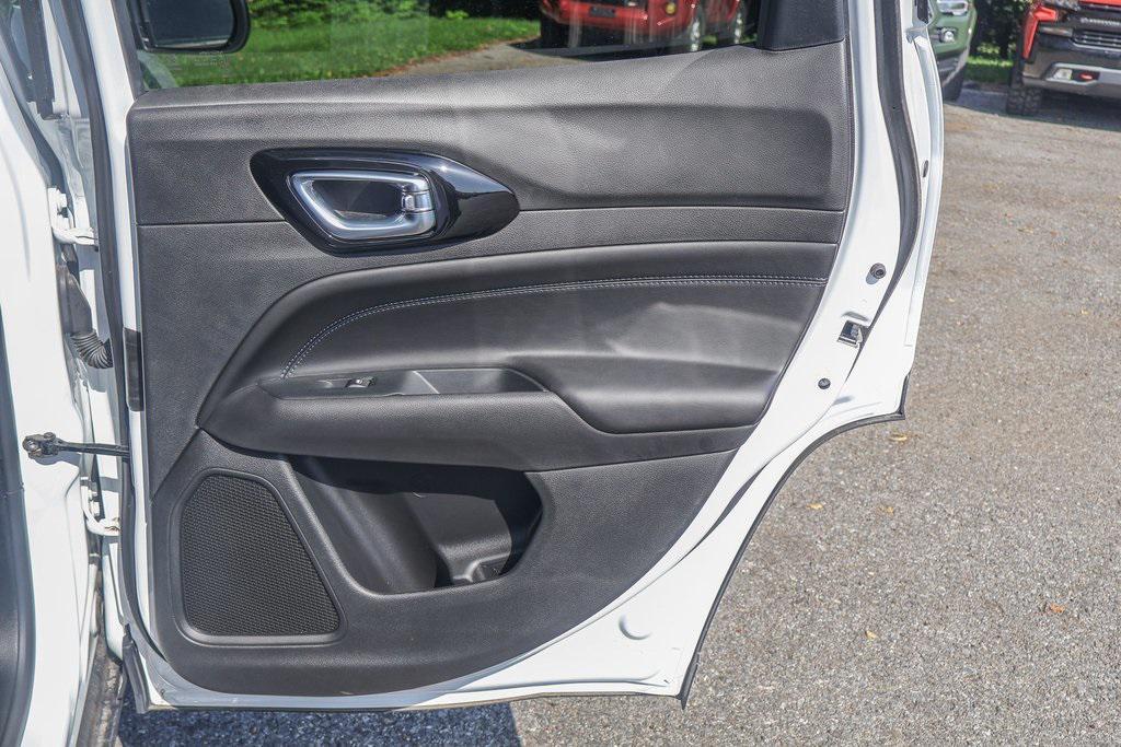 new 2025 Jeep Compass car, priced at $29,564