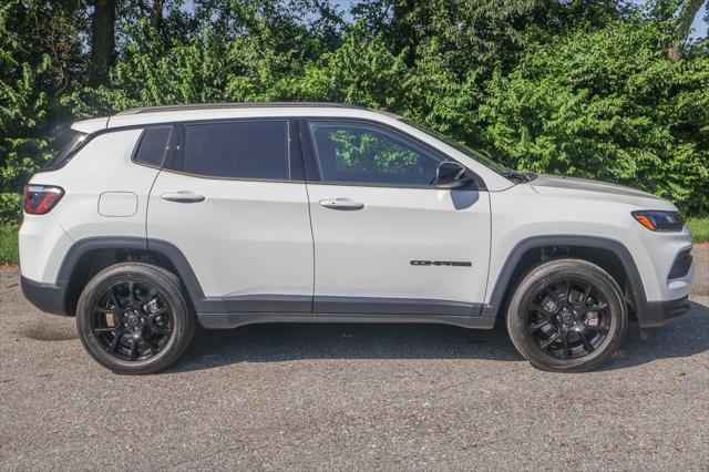 new 2025 Jeep Compass car, priced at $28,499