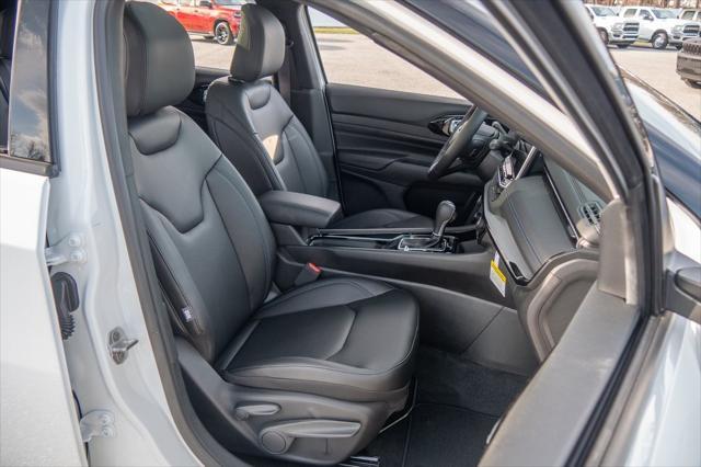 new 2025 Jeep Compass car, priced at $34,205