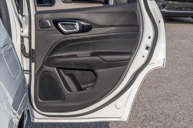 new 2025 Jeep Compass car, priced at $34,205