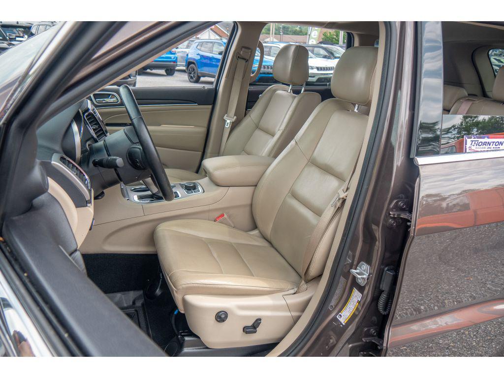 used 2020 Jeep Grand Cherokee car, priced at $27,469