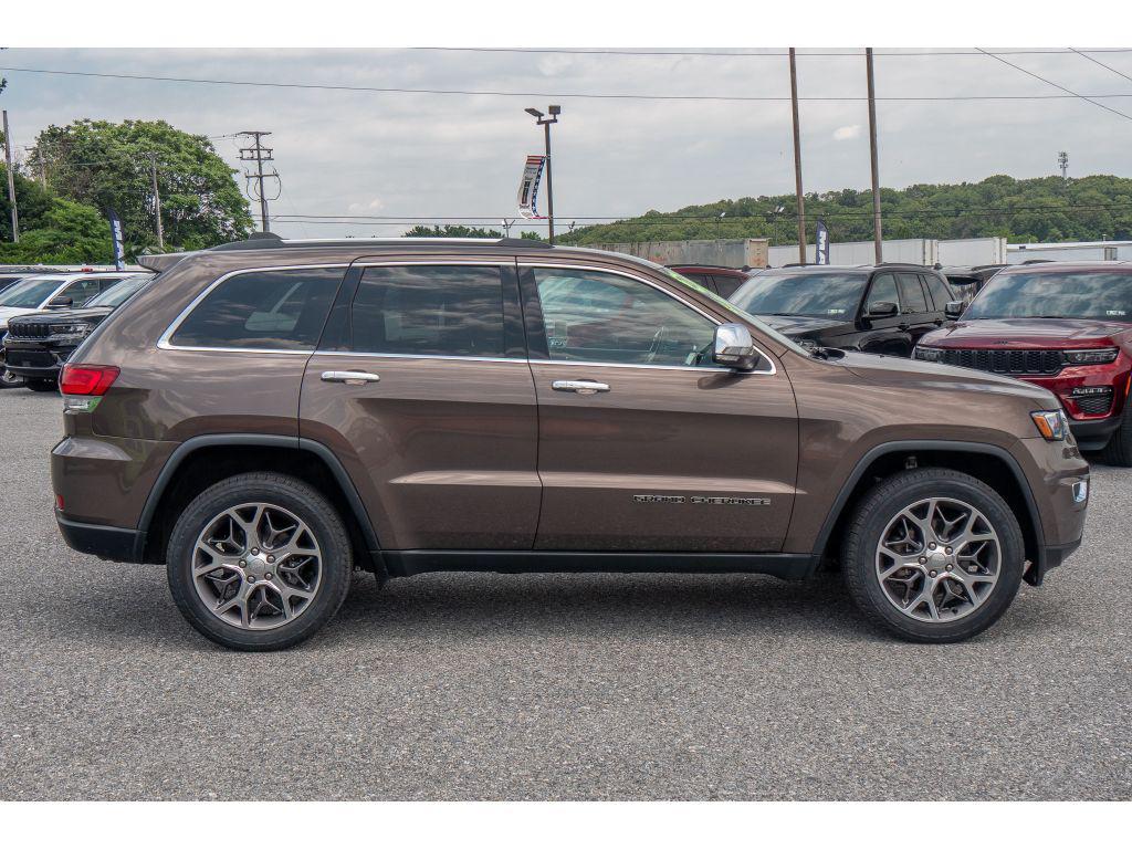 used 2020 Jeep Grand Cherokee car, priced at $27,469