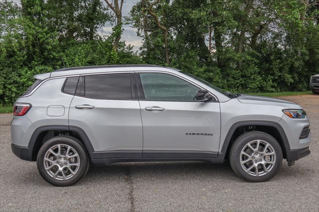 new 2024 Jeep Compass car, priced at $30,483