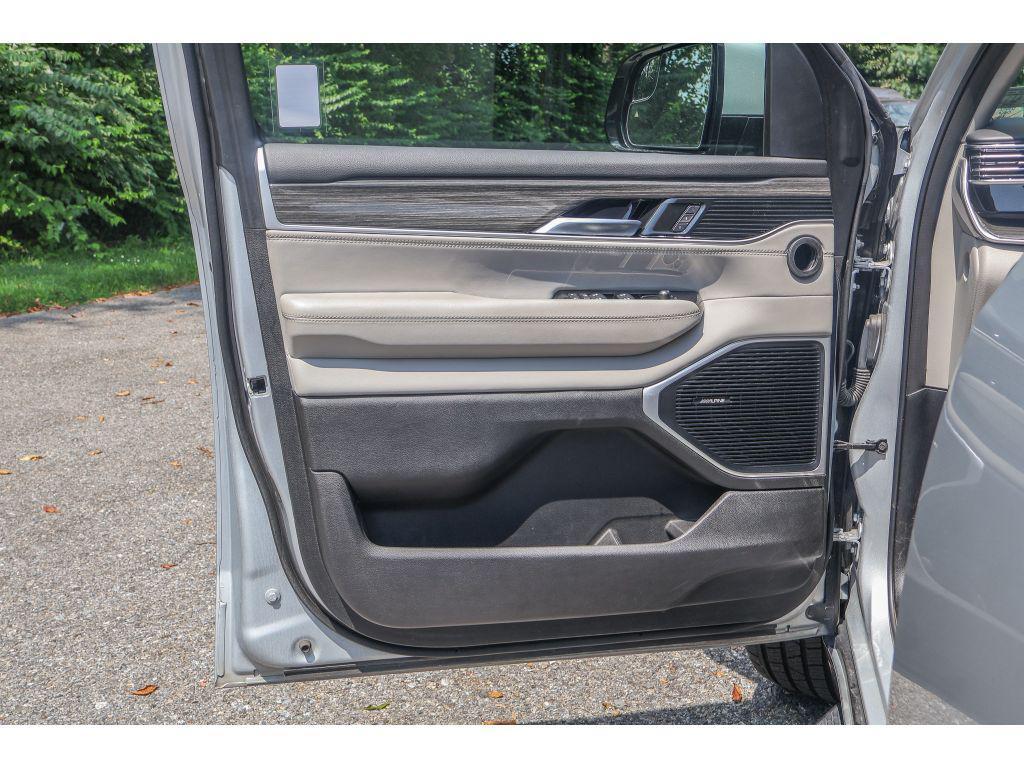 used 2022 Jeep Wagoneer car, priced at $47,956