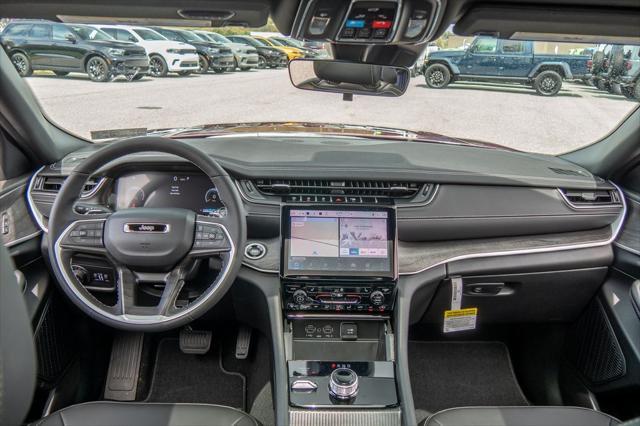 new 2025 Jeep Grand Cherokee car, priced at $46,648