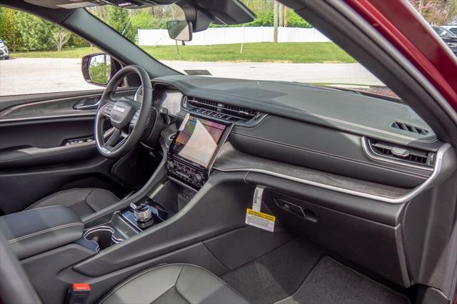 new 2025 Jeep Grand Cherokee car, priced at $46,648