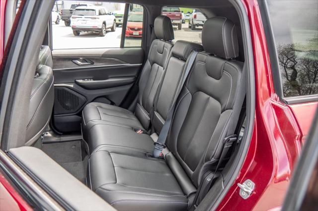 new 2025 Jeep Grand Cherokee car, priced at $46,648