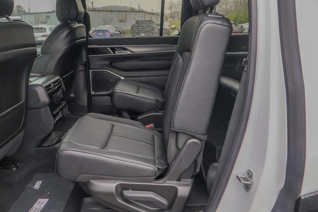 new 2025 Jeep Wagoneer car, priced at $69,995
