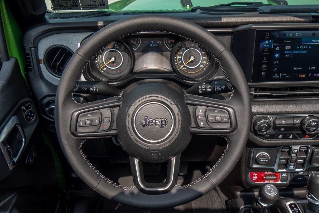 new 2025 Jeep Wrangler car, priced at $55,275