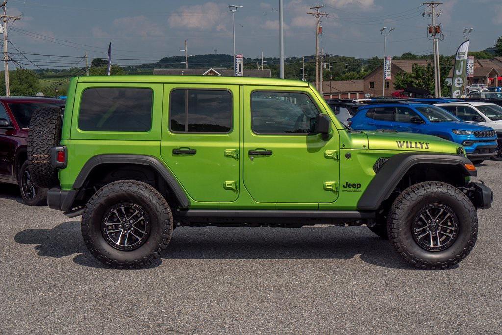new 2025 Jeep Wrangler car, priced at $55,275