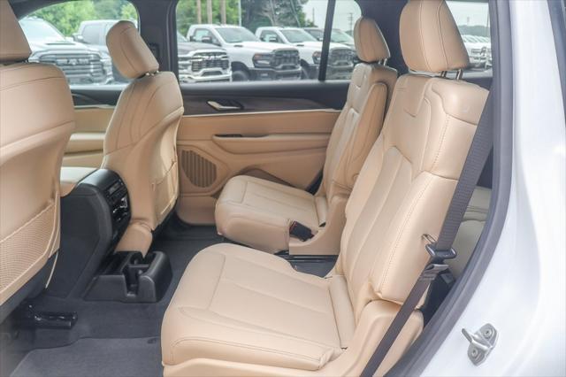 new 2025 Jeep Grand Cherokee L car, priced at $46,400