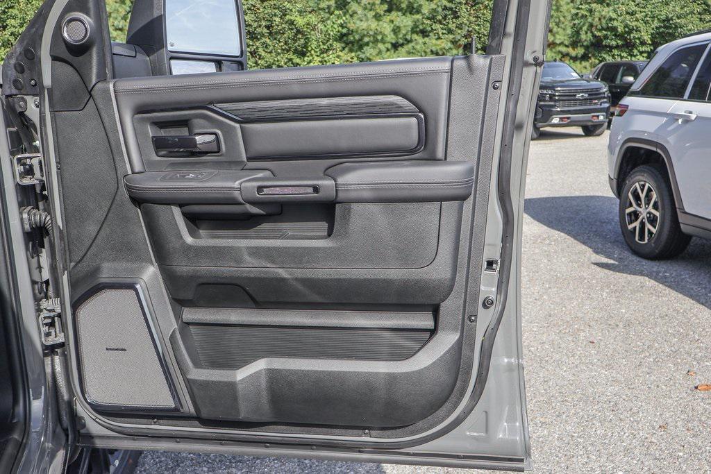 new 2025 Ram 2500 car, priced at $74,580