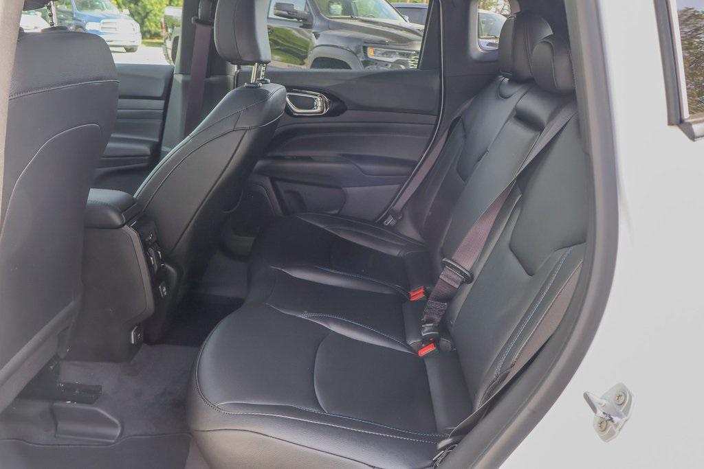 new 2025 Jeep Compass car, priced at $32,499