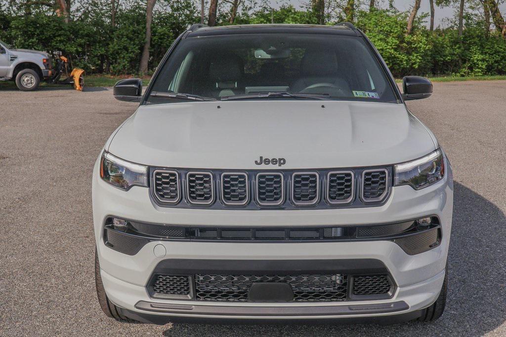 new 2025 Jeep Compass car, priced at $32,499