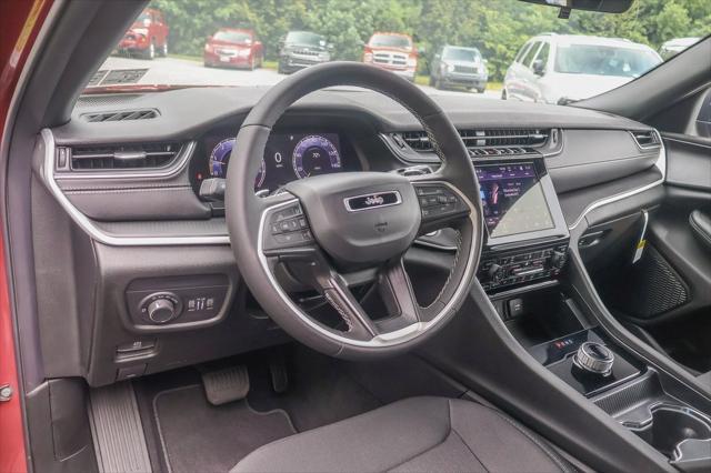 new 2025 Jeep Grand Cherokee L car, priced at $40,467