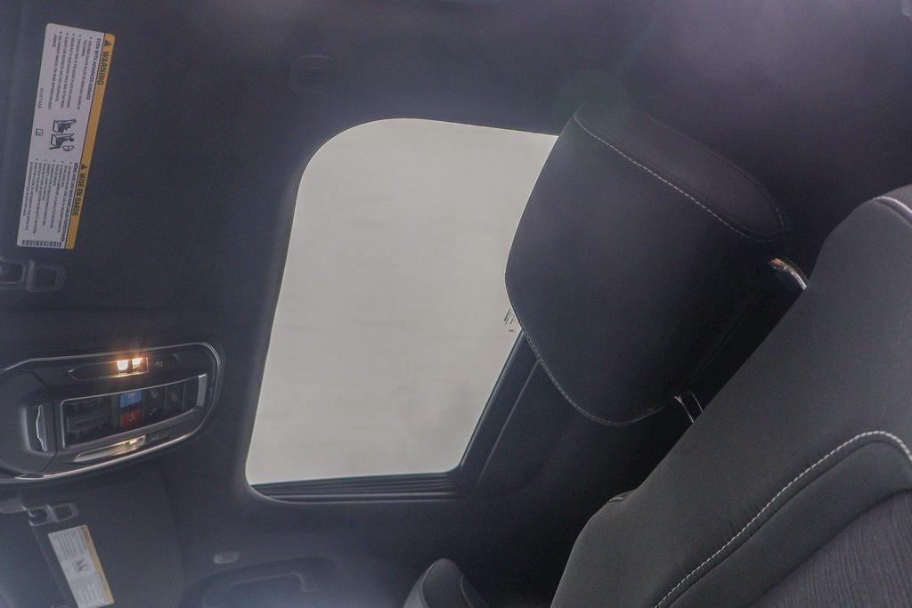 new 2025 Jeep Grand Cherokee L car, priced at $39,829