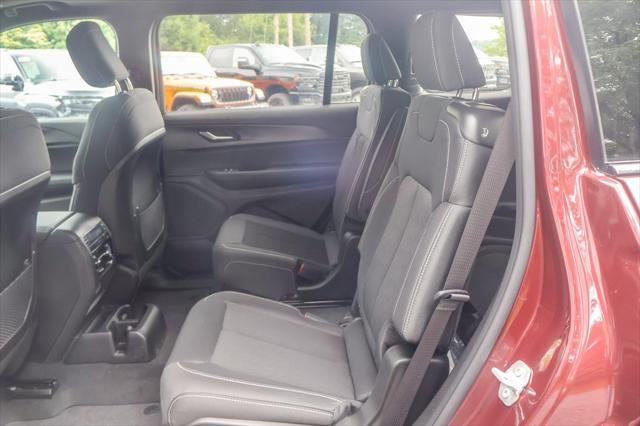 new 2025 Jeep Grand Cherokee L car, priced at $40,467
