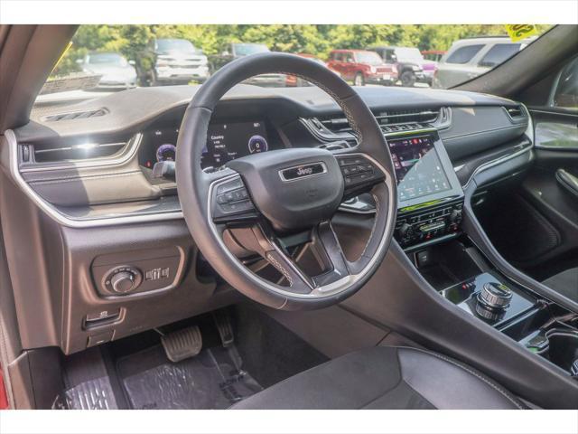 used 2023 Jeep Grand Cherokee car, priced at $37,955