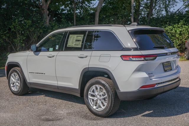 new 2024 Jeep Grand Cherokee car, priced at $35,264