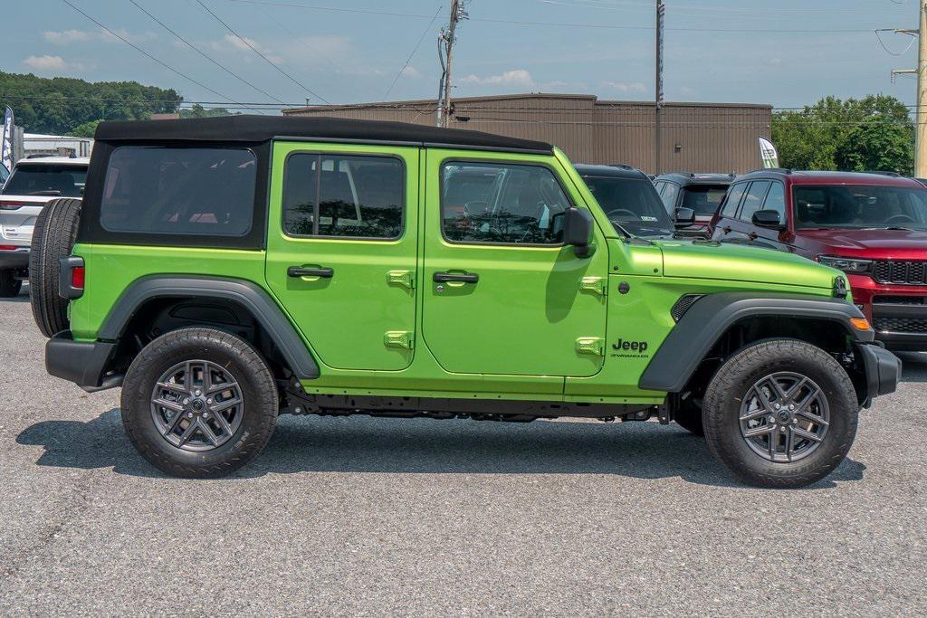 new 2025 Jeep Wrangler car, priced at $43,999